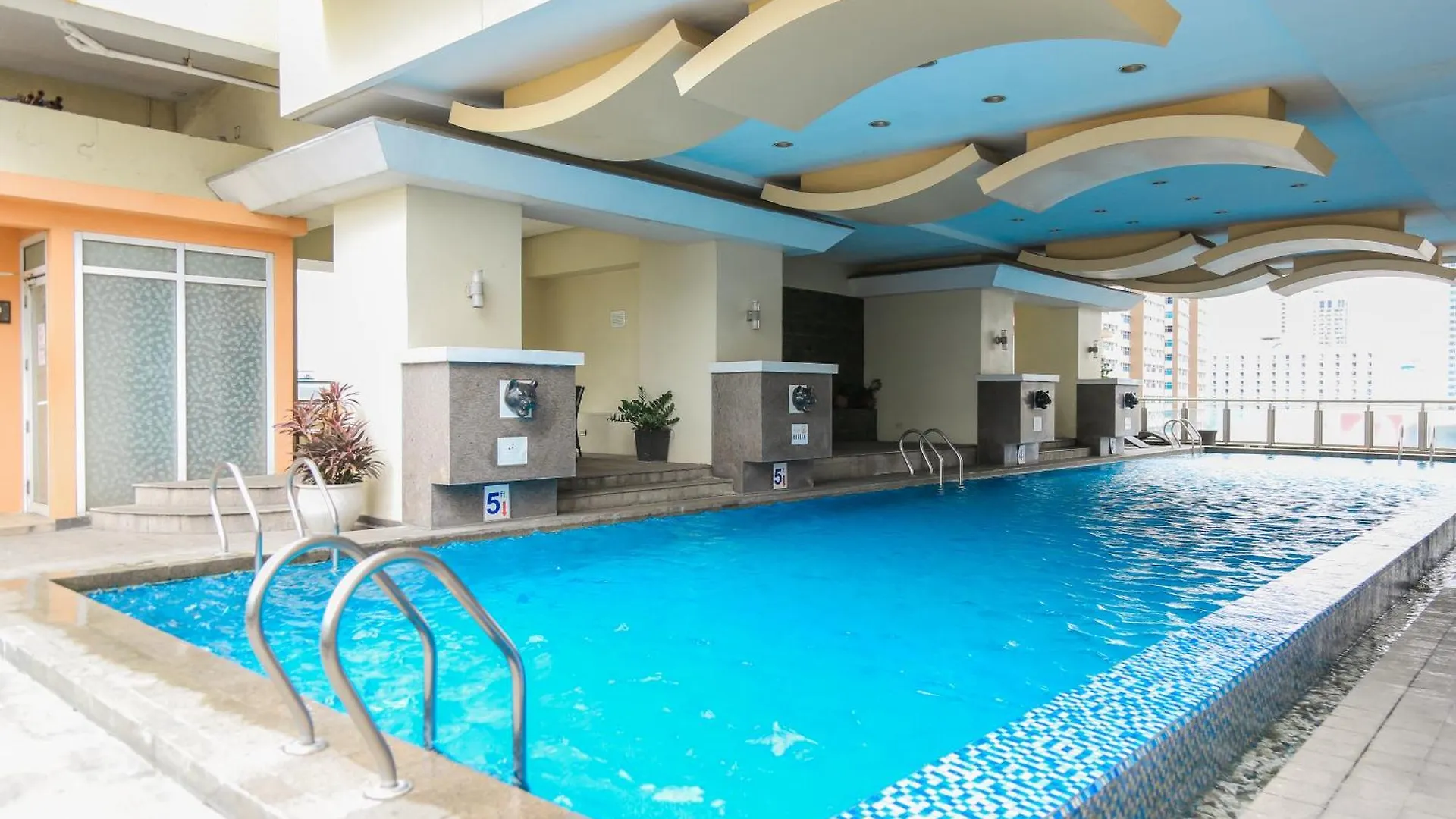 Pacific Bay Grand Suites Manila 3*,  Philippines